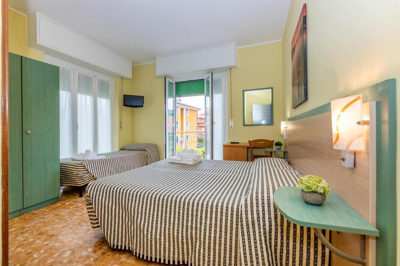 Hotel Adriana *